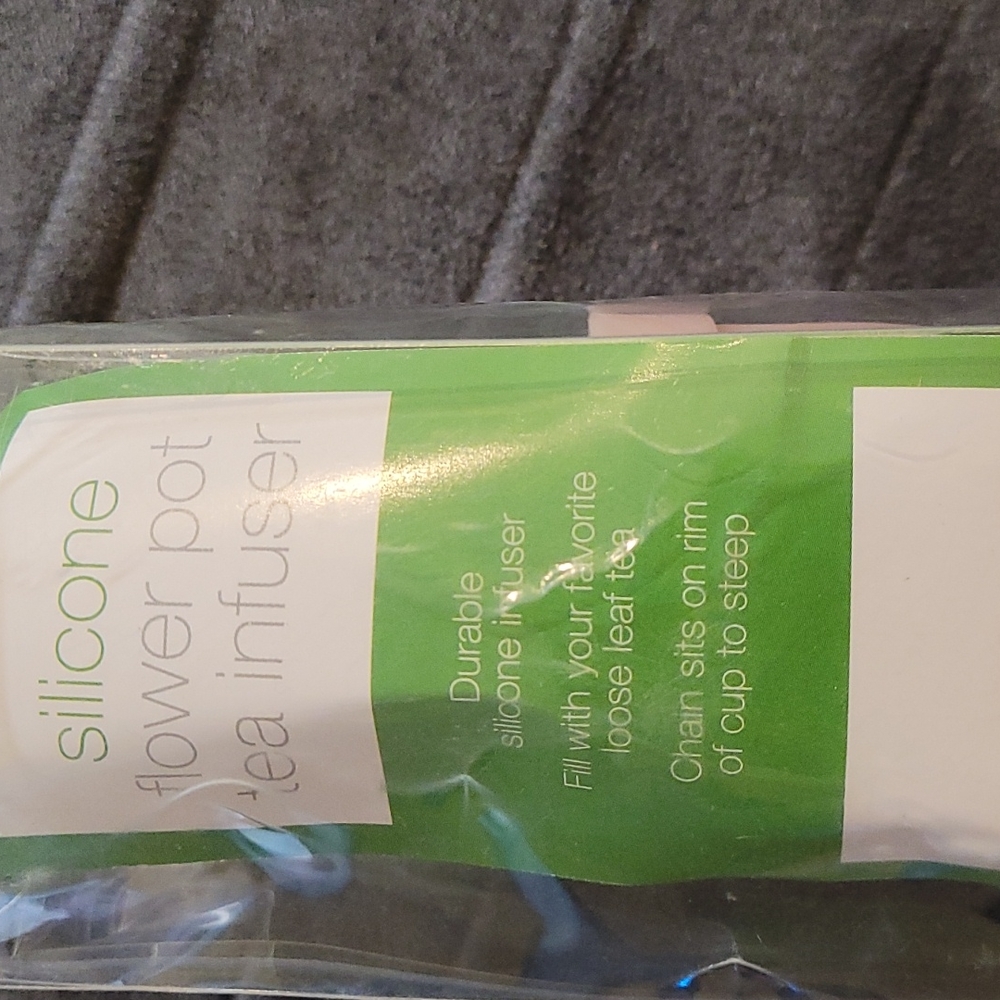 Silicone flower pot tea infuser - Picture 3 of 3